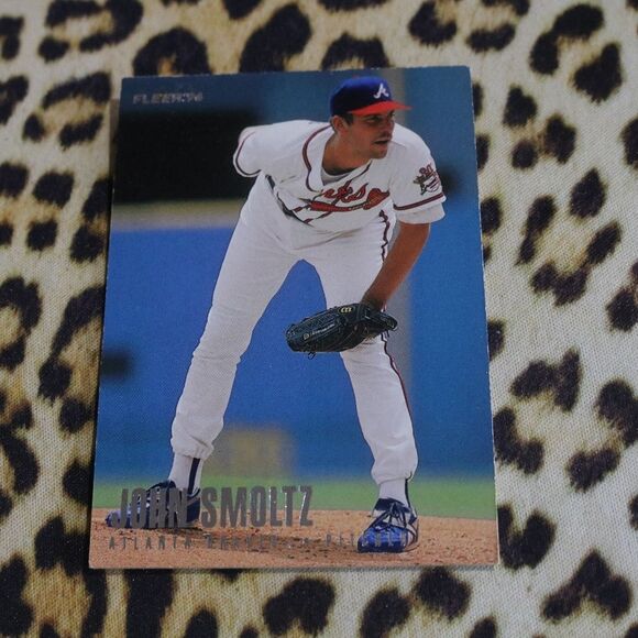 John Smoltz 16 of 20 Baseball Card - Picture 1 of 2